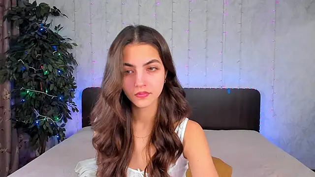 Milana Crystal  online show from February 2, 8:02 am