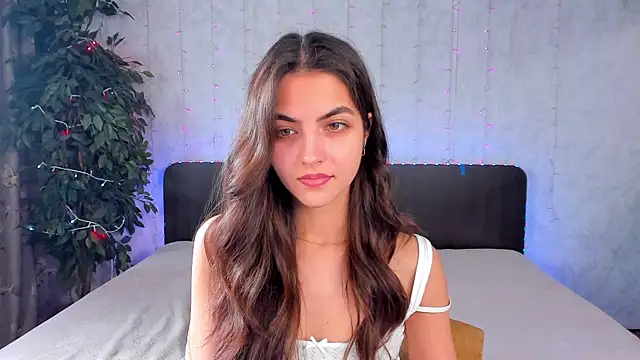 Milana Crystal  online show from February 2, 11:08 am