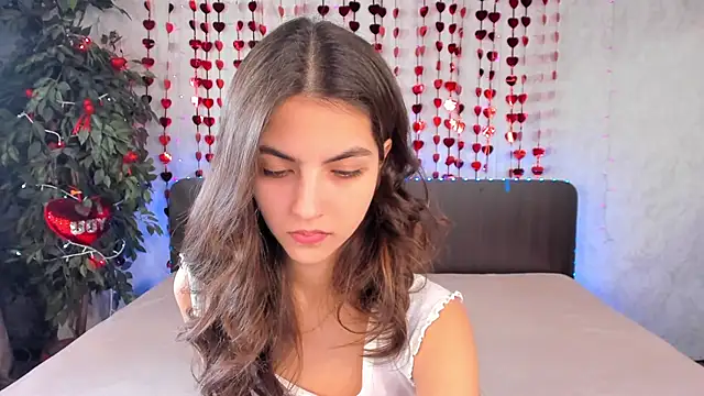 Milana Crystal  online show from February 14, 8:21 am