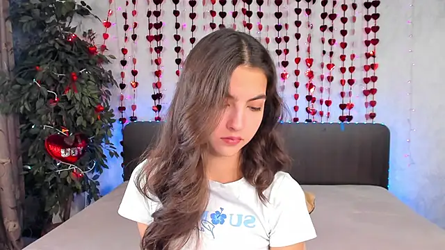 Milana Crystal  online show from February 23, 8:17 am