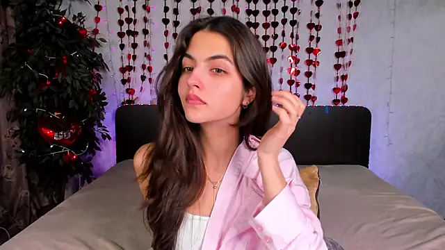 Milana Crystal  online show from March 3, 5:50 pm