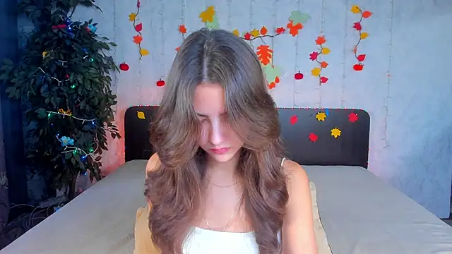 Milana Crystal  online show from November 13, 8:13 am