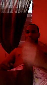 Snapshot of lapercataa chatting on March 20, 10:43 am lapercataa online show from March 20, 10:43 am