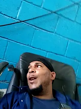 Snapshot of lapercataa chatting on October 4, 6:50 pm lapercataa online show from October 4, 6:50 pm