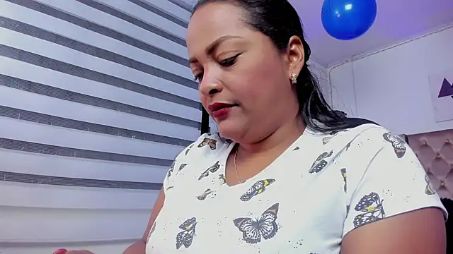 Danna Ramiirez online show from December 17, 6:53 pm