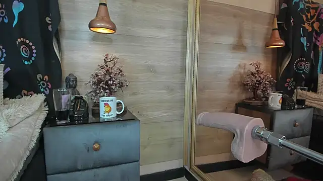 Cori Paige online show from September 27, 4:17 am