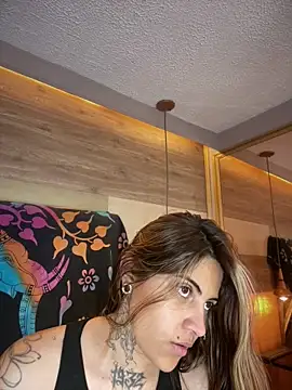 Snapshot of Cori_Paige chatting on June 13, 4:10 am Cori Paige online show from June 13, 4:10 am