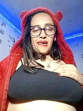 anndreapds online show from February 10, 1:10 am