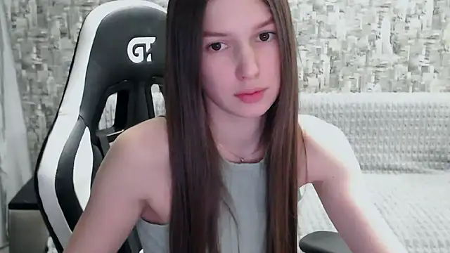 MissMiaCutie online show from February 21, 3:43 pm
