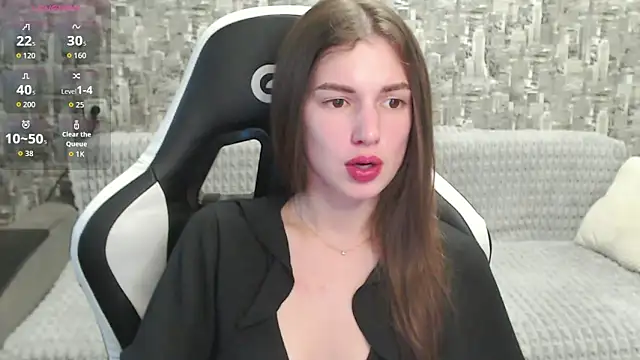 MissMiaCutie online show from September 13, 11:54 am