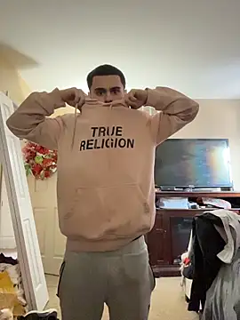 Snapshot of bigtimber09 chatting on February 3, 8:03 pm bigtimber09 online show from February 3, 8:03 pm