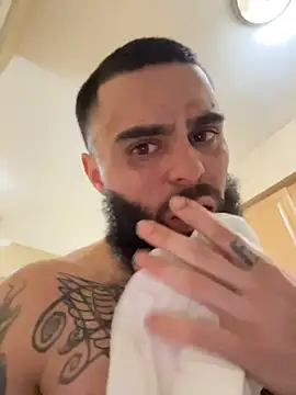 Snapshot of bigtimber09 chatting on March 9, 9:08 pm bigtimber09 online show from March 9, 9:08 pm