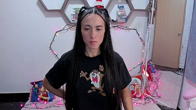 SharonSander online show from December 22, 4:50 am