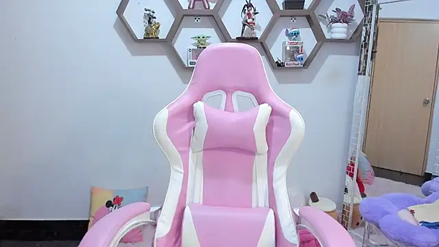 SharonSander online show from January 19, 10:49 pm