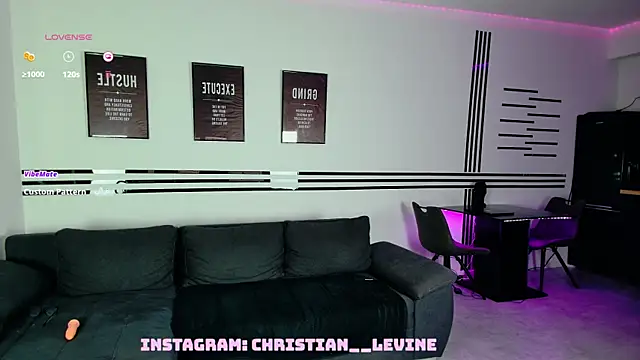 Snapshot of ChristianLevine_ chatting on February 12, 11:09 pm ChristianLevine online show from February 12, 11:09 pm
