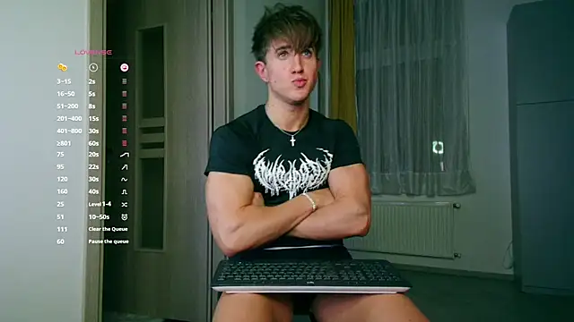 ChristianLevine  online show from November 20, 4:34 am