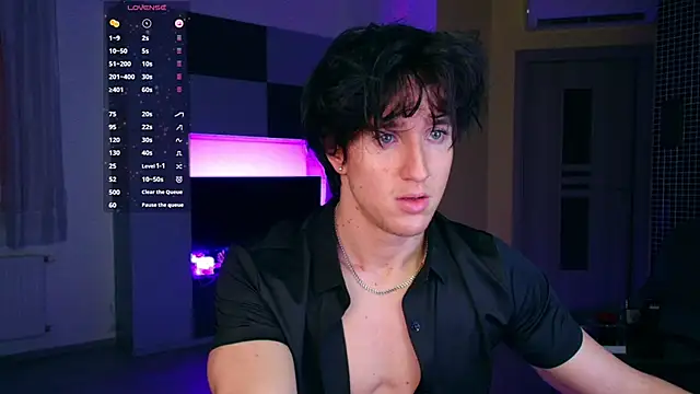 ChristianLevine  online show from June 28, 5:52 pm