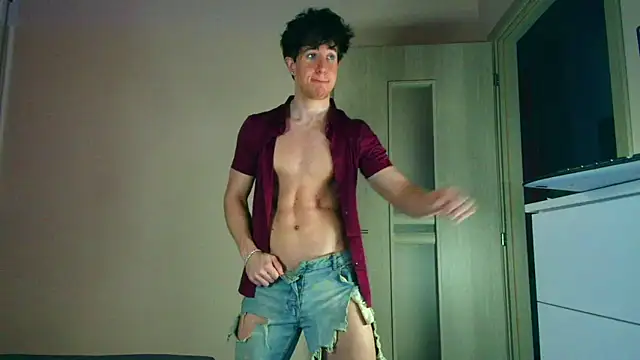 ChristianLevine  online show from July 10, 5:48 pm