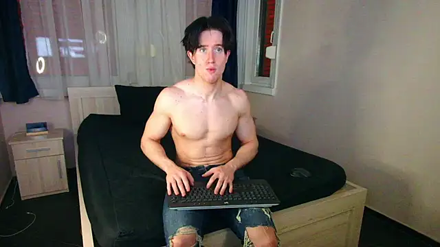 ChristianLevine  online show from July 22, 4:04 am