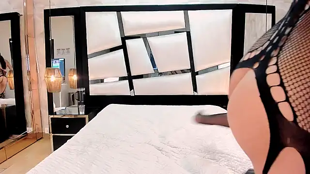 LiaObrien online show from November 23, 9:14 pm