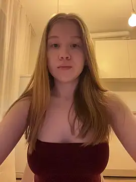 Eva Weyne online show from February 15, 9:33 pm