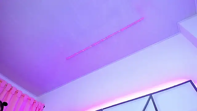 Snapshot of SarayRoyse chatting on January 17, 7:16 pm SarayRoyse online show from January 17, 7:16 pm