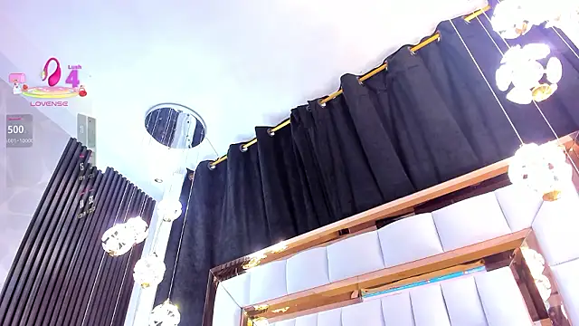 SarayRoyse online show from March 11, 7:31 pm