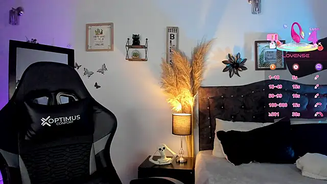 devlin violett online show from September 16, 12:00 am