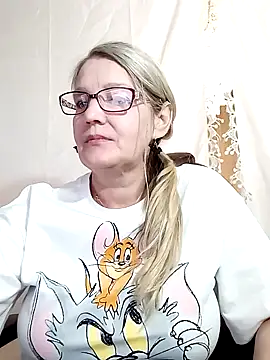 irinamaux online show from January 23, 11:37 am