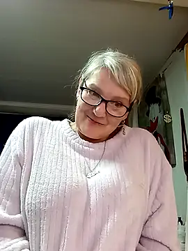 Snapshot of irinamaux chatting on May 29, 4:49 pm irinamaux online show from May 29, 4:49 pm