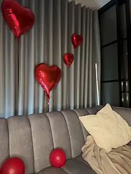 Snapshot of Brunettexio chatting on February 15, 1:10 am Brunettexio online show from February 15, 1:10 am