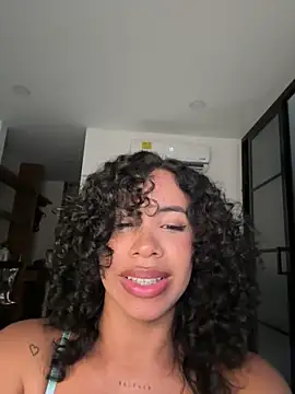 Snapshot of Brunettexio chatting on March 2, 9:54 pm Brunettexio online show from March 2, 9:54 pm