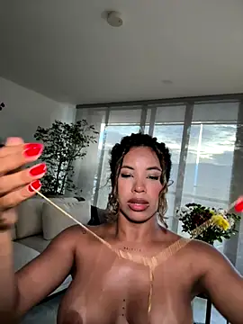 Snapshot of Brunettexio chatting on September 20, 10:44 pm Brunettexio online show from September 20, 10:44 pm