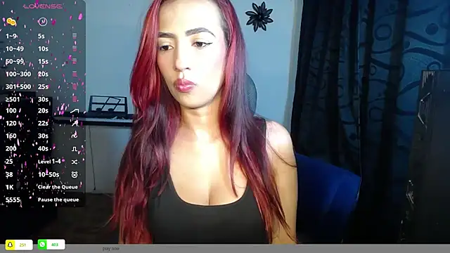 Snapshot of coniecut2 chatting on June 25, 4:23 am coniecut2 online show from June 25, 4:23 am