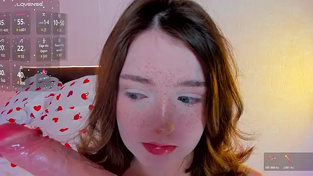 lexxxxxxi online show from June 13, 7:01 pm