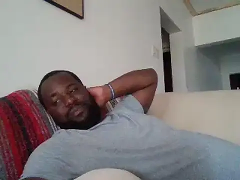 Snapshot of Bighood_T chatting on February 11, 7:48 pm Bighood T online show from February 11, 7:48 pm