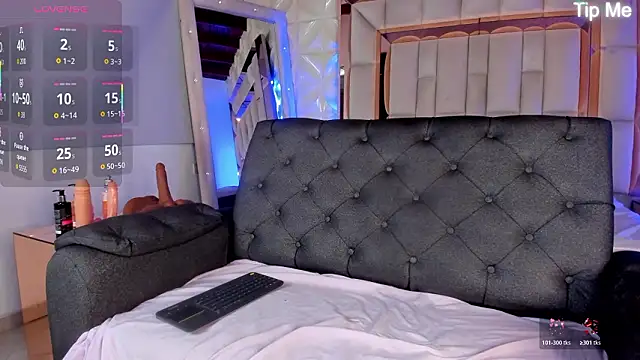 nicole cooper   online show from February 2, 7:34 pm