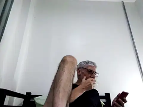 BIGUNCUTHARDCOCK online show from February 18, 11:11 am
