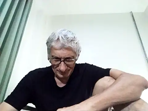 BIGUNCUTHARDCOCK online show from February 23, 4:07 am