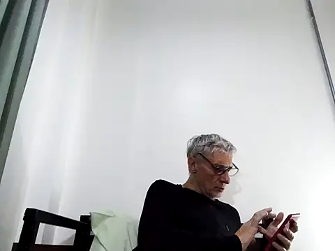 BIGUNCUTHARDCOCK online show from February 28, 4:10 am
