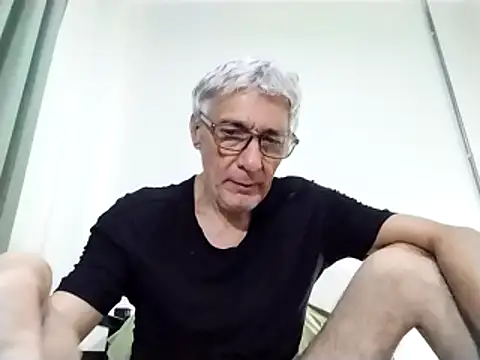 BIGUNCUTHARDCOCK online show from March 6, 1:37 am