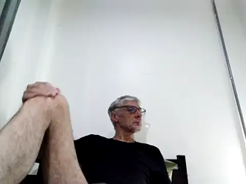 BIGUNCUTHARDCOCK online show from March 6, 10:52 am