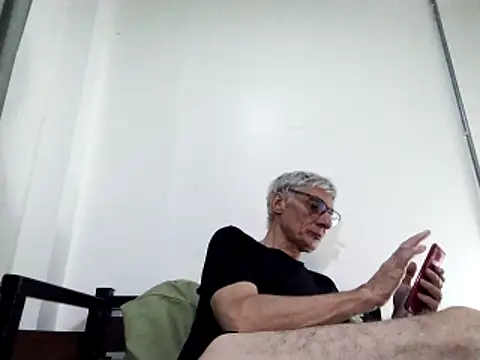 BIGUNCUTHARDCOCK online show from March 7, 2:23 pm