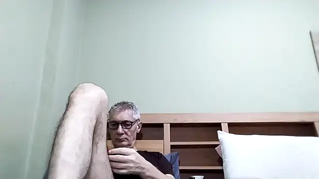 BIGUNCUTHARDCOCK online show from October 6, 12:52 am