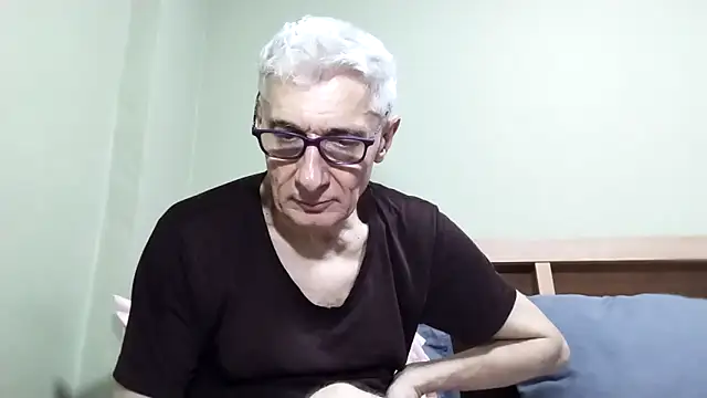 BIGUNCUTHARDCOCK online show from October 10, 2:49 pm