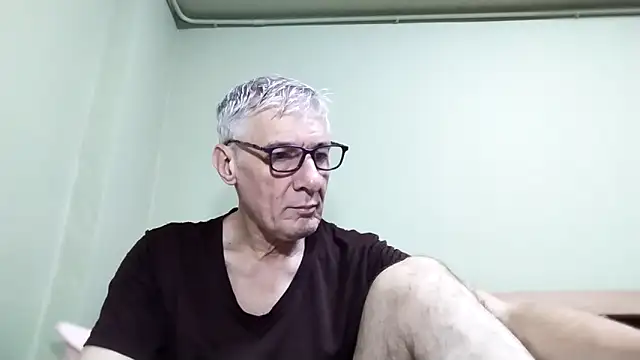 BIGUNCUTHARDCOCK online show from October 24, 1:35 am