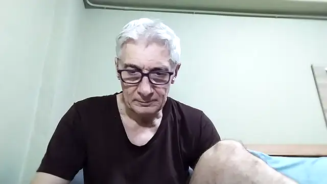 BIGUNCUTHARDCOCK online show from November 5, 1:27 am