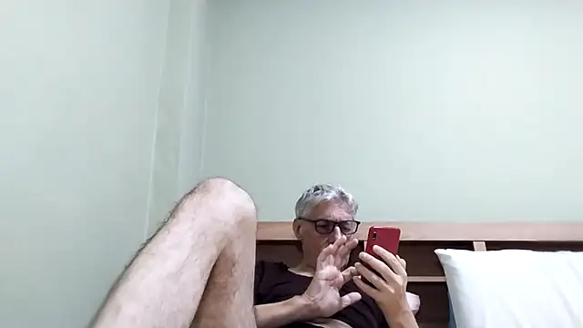 BIGUNCUTHARDCOCK online show from January 13, 3:01 am