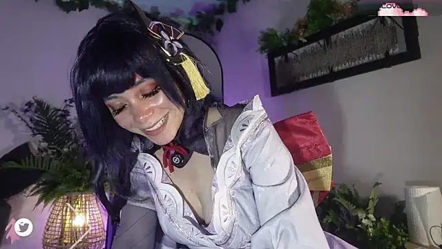 loIijanne online show from May 2, 12:26 am