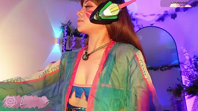loIijanne online show from July 7, 11:31 pm